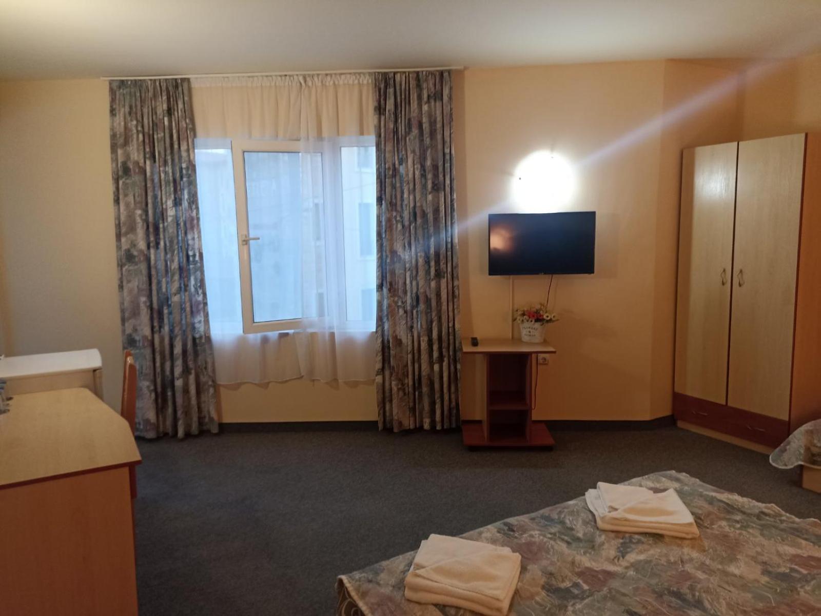 Krasi Hotel Ravda Luaran gambar