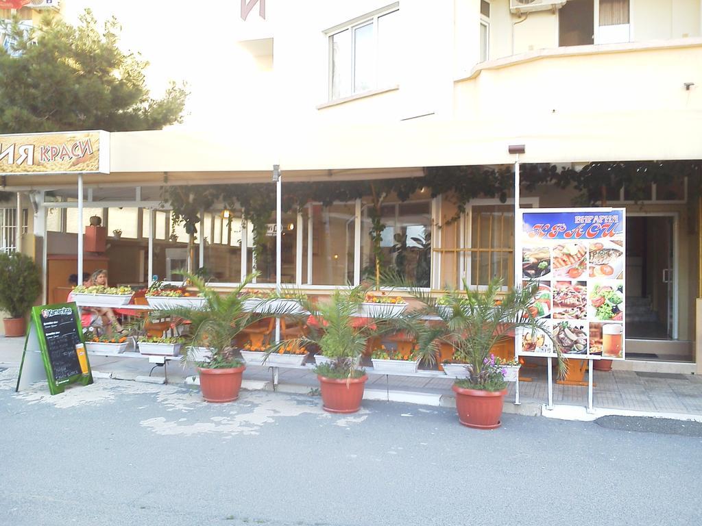 Krasi Hotel Ravda Luaran gambar