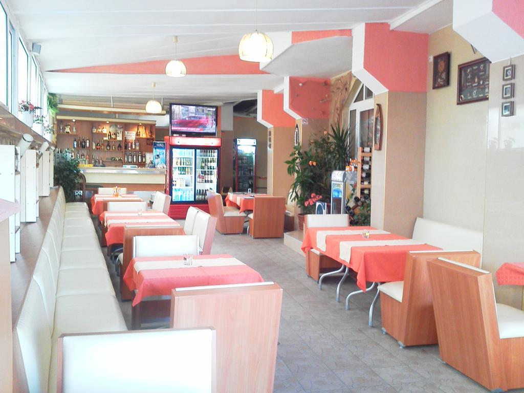 Krasi Hotel Ravda Luaran gambar